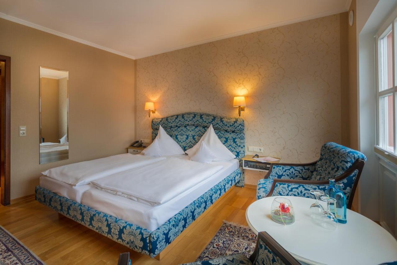 Schlosshotel Kurfuerstliches Amtshaus Dauner Burg ภายนอก รูปภาพ