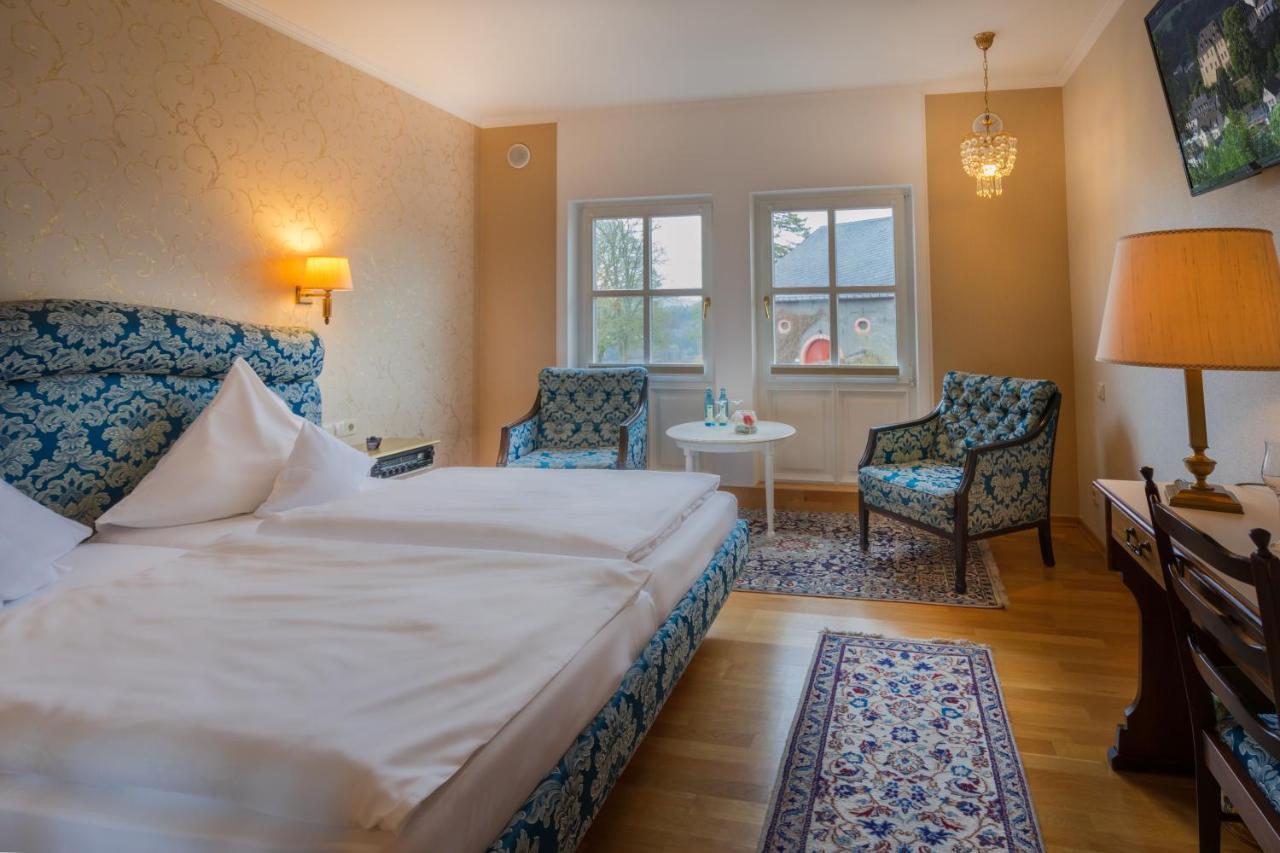 Schlosshotel Kurfuerstliches Amtshaus Dauner Burg ภายนอก รูปภาพ
