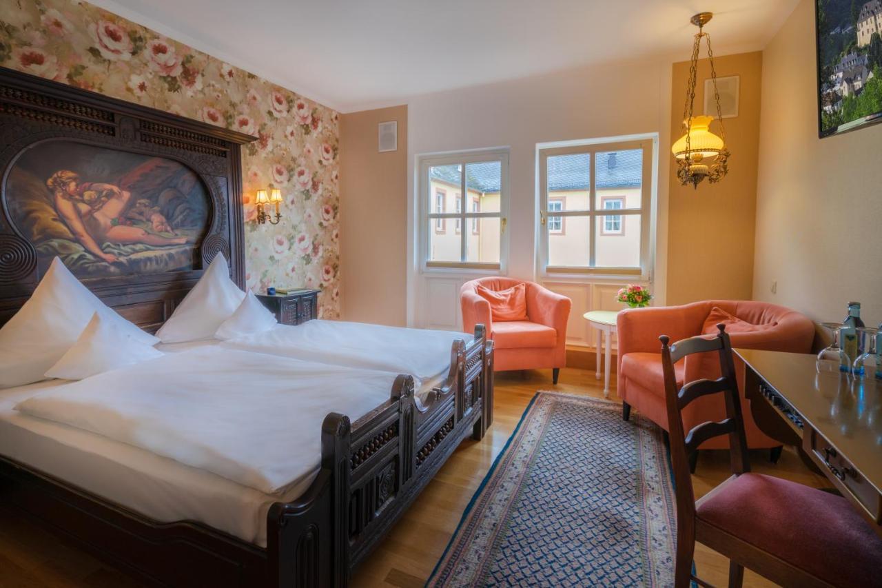 Schlosshotel Kurfuerstliches Amtshaus Dauner Burg ภายนอก รูปภาพ