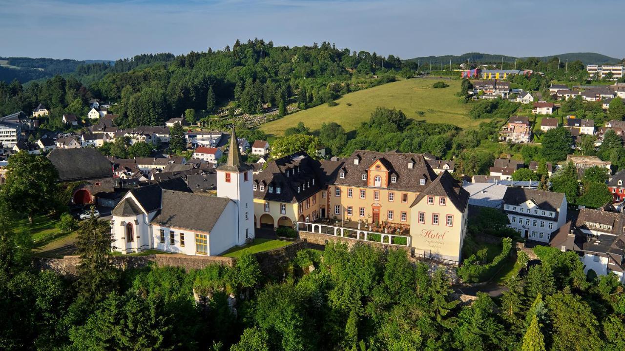 Schlosshotel Kurfuerstliches Amtshaus Dauner Burg ภายนอก รูปภาพ