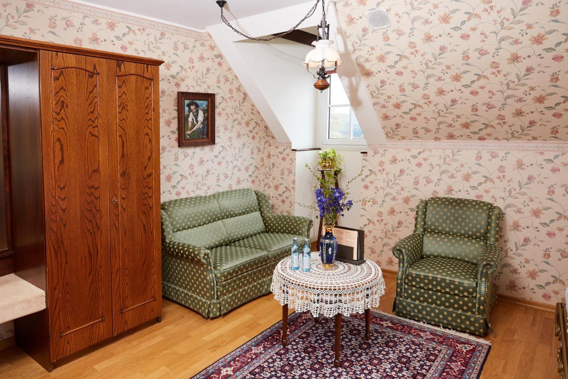 Schlosshotel Kurfuerstliches Amtshaus Dauner Burg ภายนอก รูปภาพ
