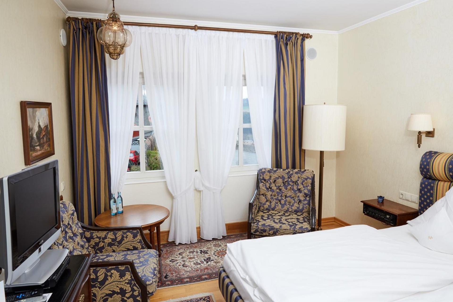 Schlosshotel Kurfuerstliches Amtshaus Dauner Burg ภายนอก รูปภาพ