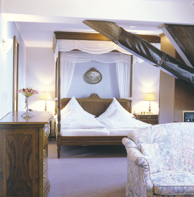 Schlosshotel Kurfuerstliches Amtshaus Dauner Burg ภายนอก รูปภาพ